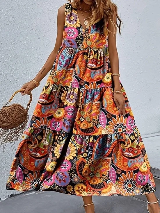 V-Neck Paisley Tiered Maxi Dress in Multicolor - Picture 2 of 3